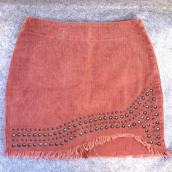 POL Corduroy Mini Skirt in Coral, Women’s S, Festival Skirt Cowgirl Studs Fringe - Picture 2 of 10